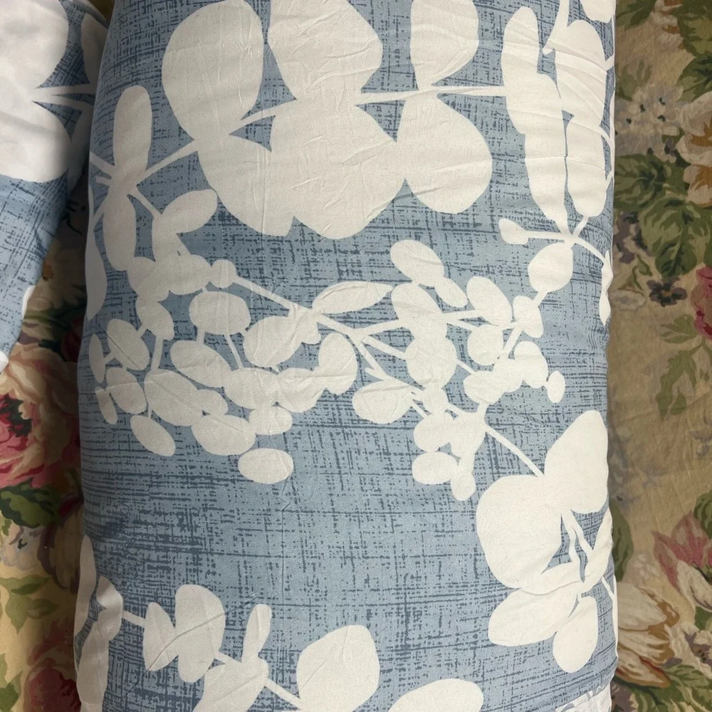 Twin comforter aria floral print reversible
